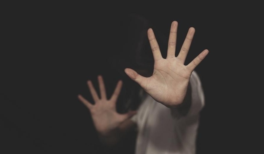 انواع خشونت خانگی - دکتر کامیار سنایی روانشناس